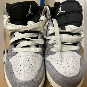 12C Boy Shoes